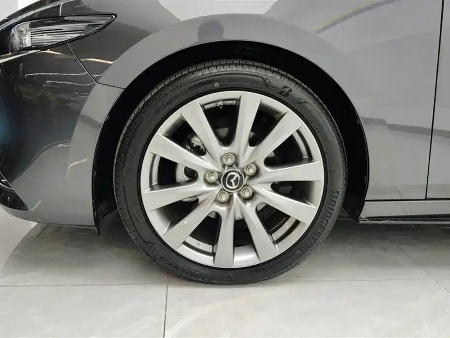 Mazda 3 Axela 2024 из CN, фото 6