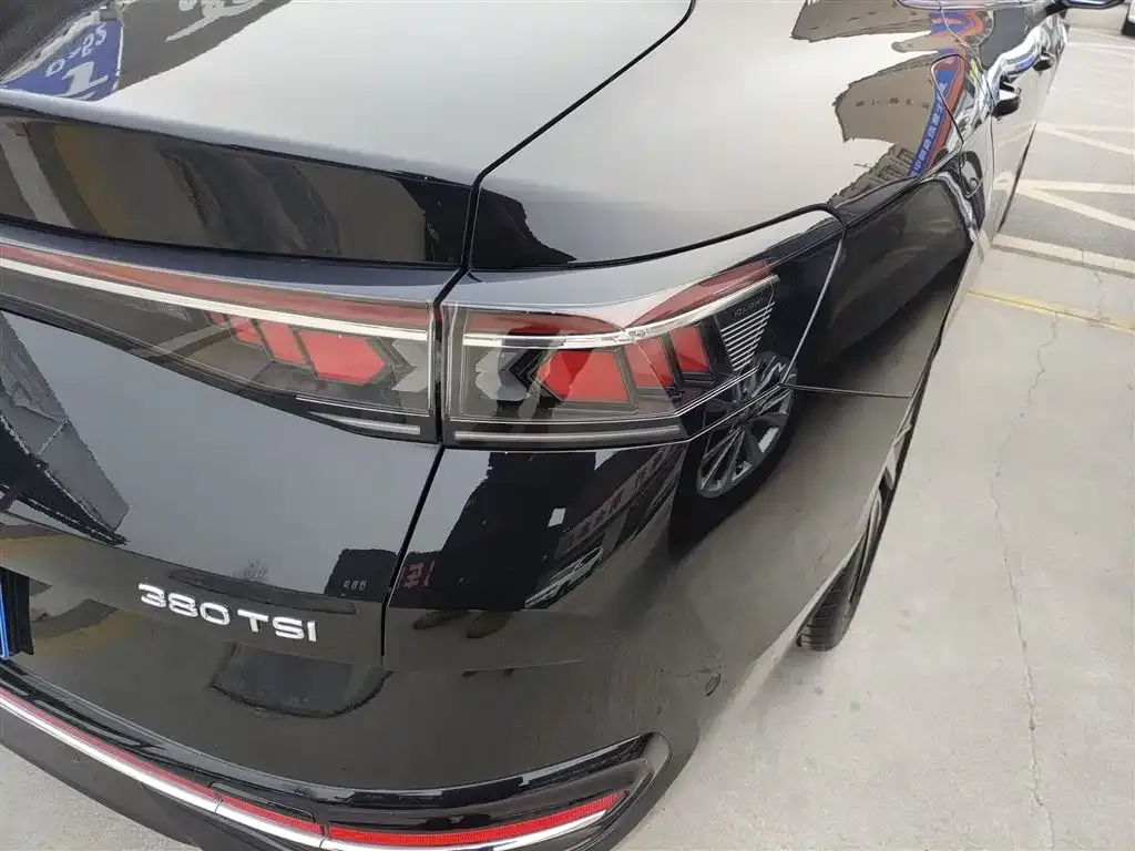 Volkswagen Magotan 2025 из CN, фото 5