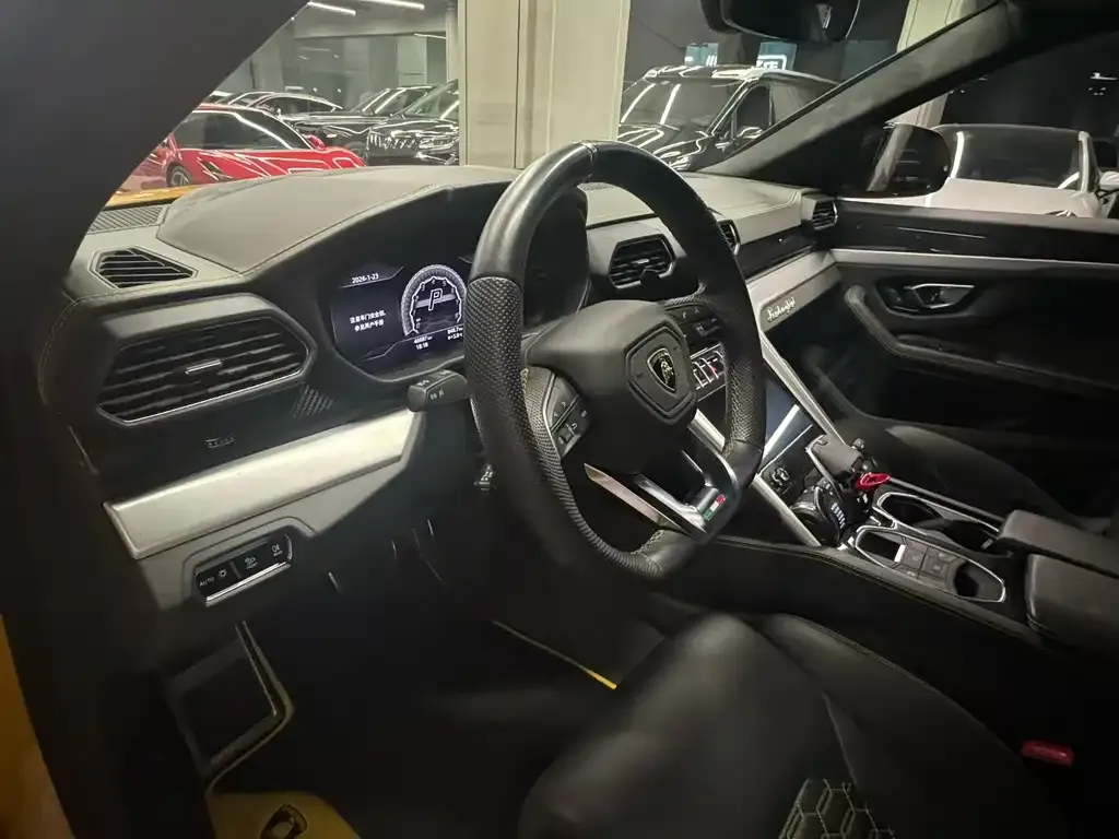 Lamborghini Urus 2021 из CN, фото 6