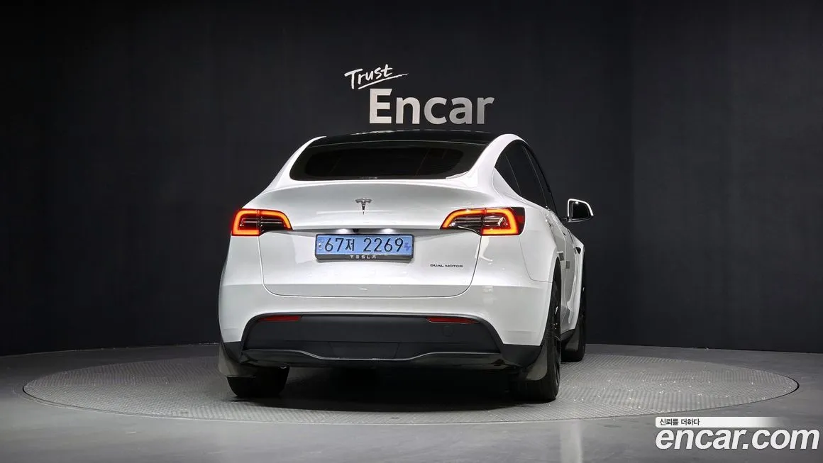 Tesla Model Y 2024 из KR, фото 6