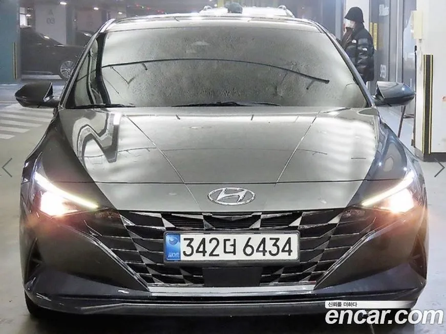 Hyundai AVANTE — фото 1
