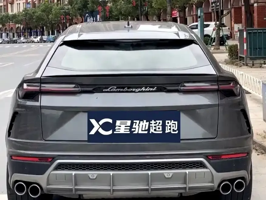 Lamborghini Urus — фото 8