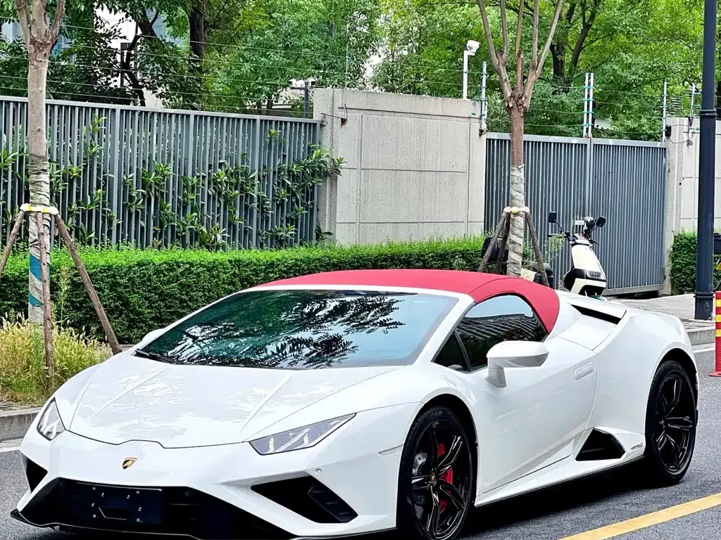 Lamborghini Huracan 2023 из CN, фото 1