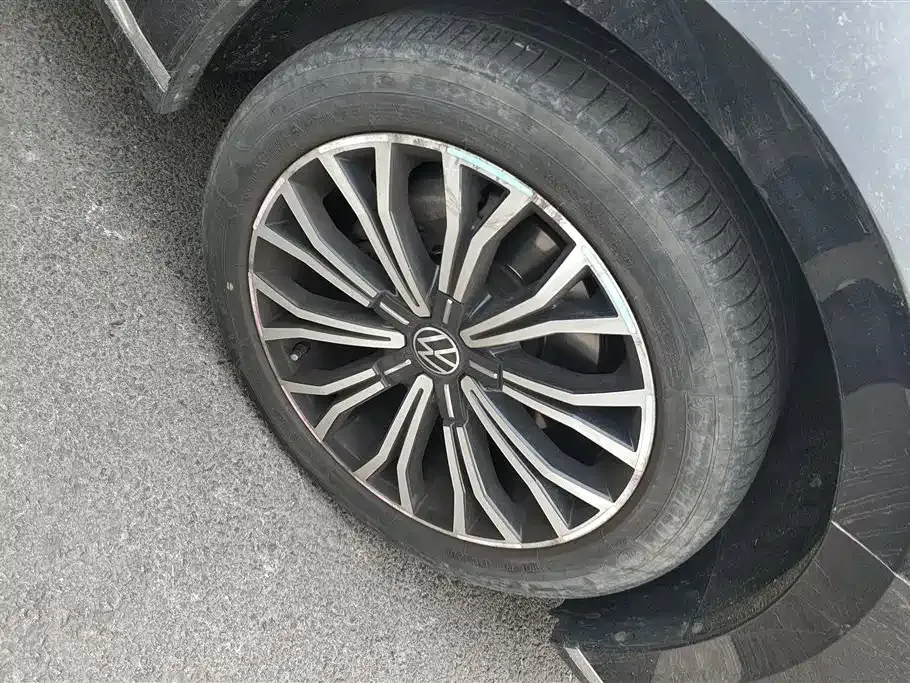 Volkswagen Phideon 2021 из CN, фото 7