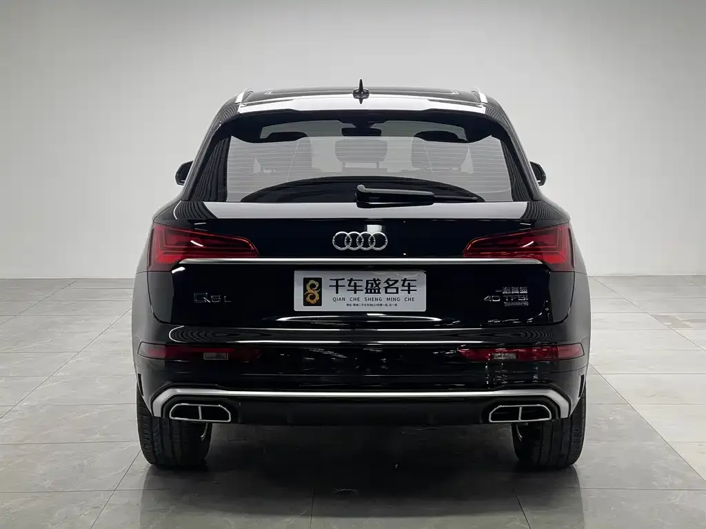 Audi Q5L 2022 из CN, фото 2