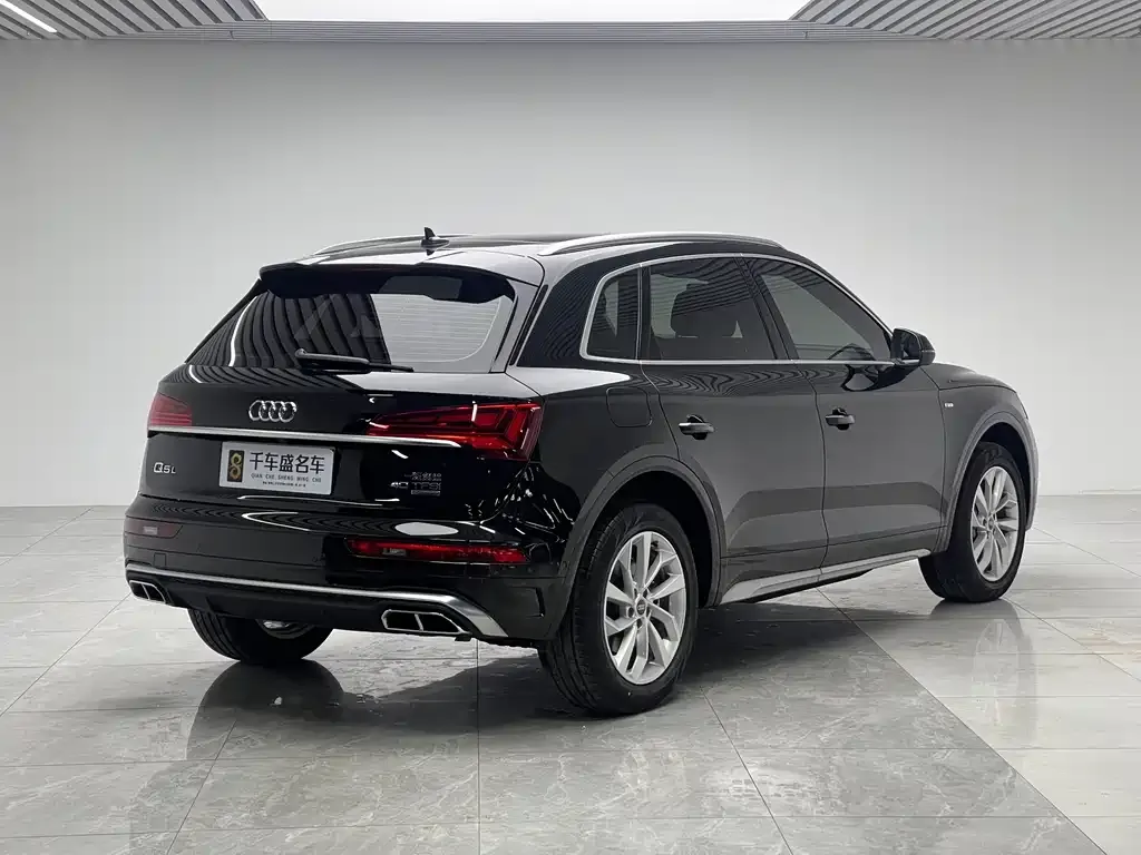 Audi Q5L 2022 из CN, фото 6
