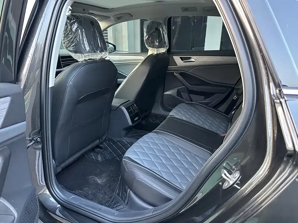 Volkswagen Sagitar 2025 из CN, фото 2