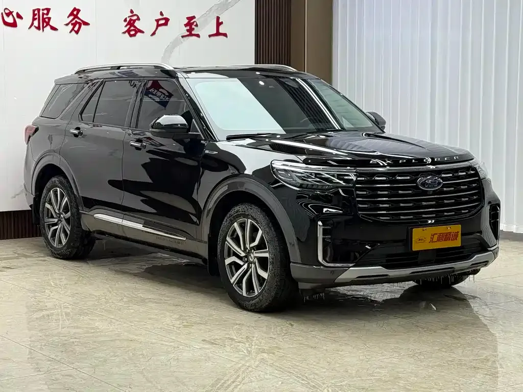 Ford Explorer 2023 из CN, фото 4