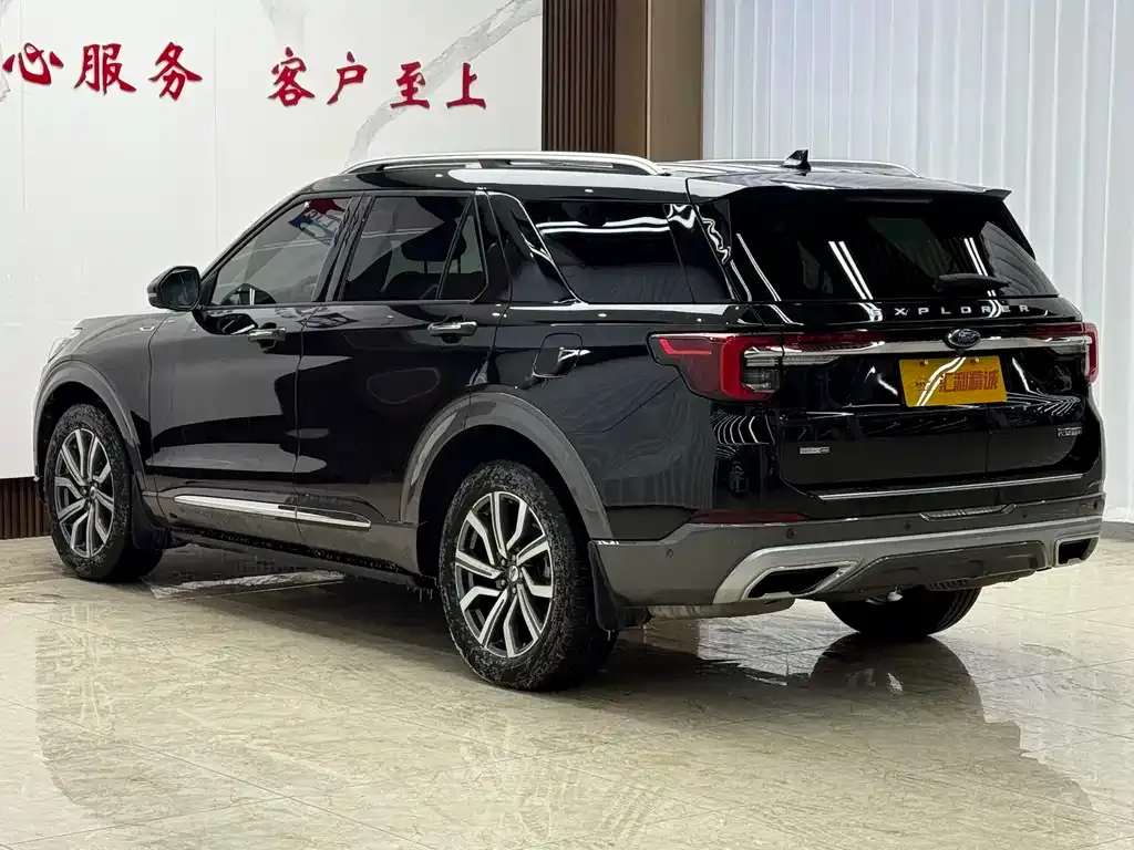 Ford Explorer 2023 из CN, фото 9