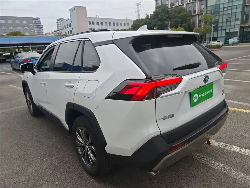 Toyota RAV4 2024 из CN, фото 7