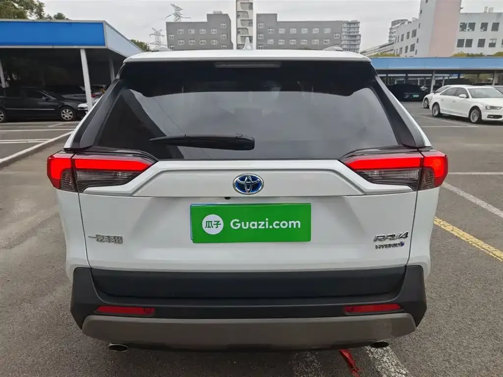 Toyota RAV4 2024 из CN, фото 8