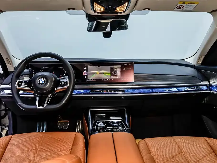BMW 7 Series 2024 из CN, фото 4