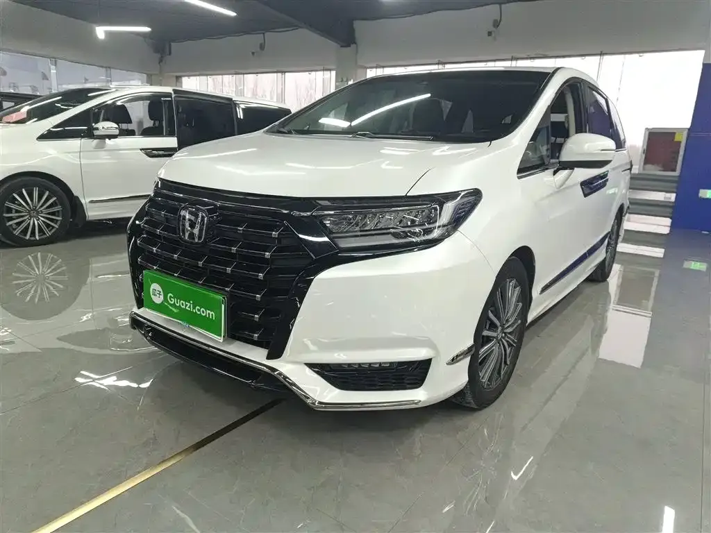 Honda Elysion 2022 из CN, фото 1
