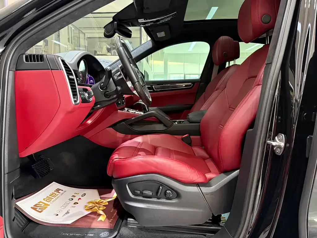 Porsche Cayenne 2023 из CN, фото 3