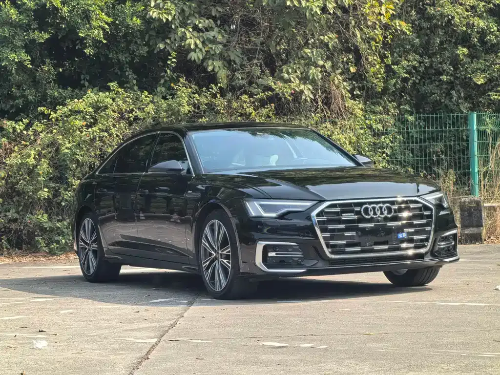 Audi A6L — фото 7