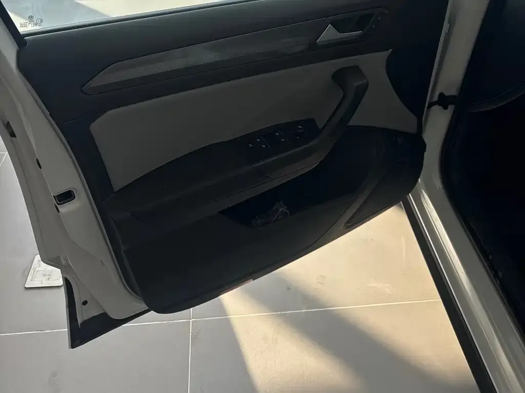 Volkswagen T-Roc 2026 из CN, фото 10