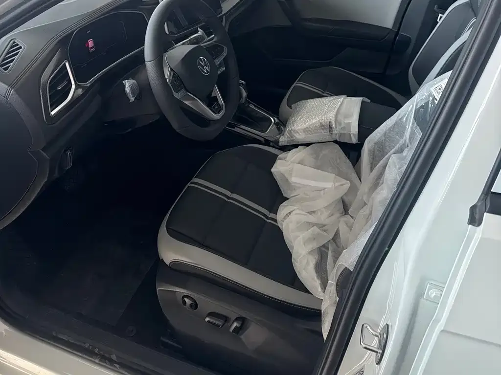 Volkswagen T-Roc 2026 из CN, фото 8