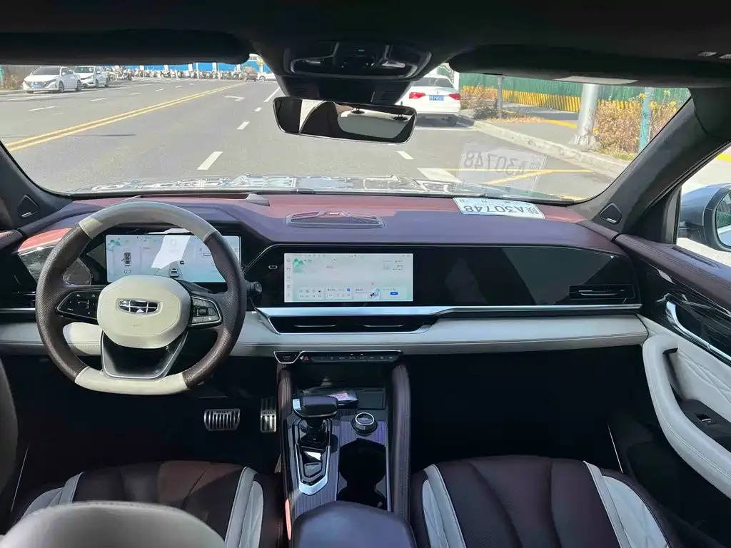 Geely Xingyue L 2021 из CN, фото 2