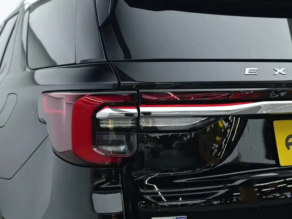 Ford Explorer 2023 из CN, фото 4