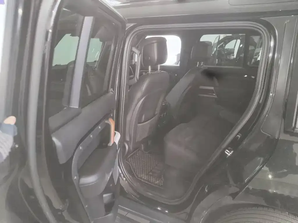 Land Rover Defender 2023 из CN, фото 7