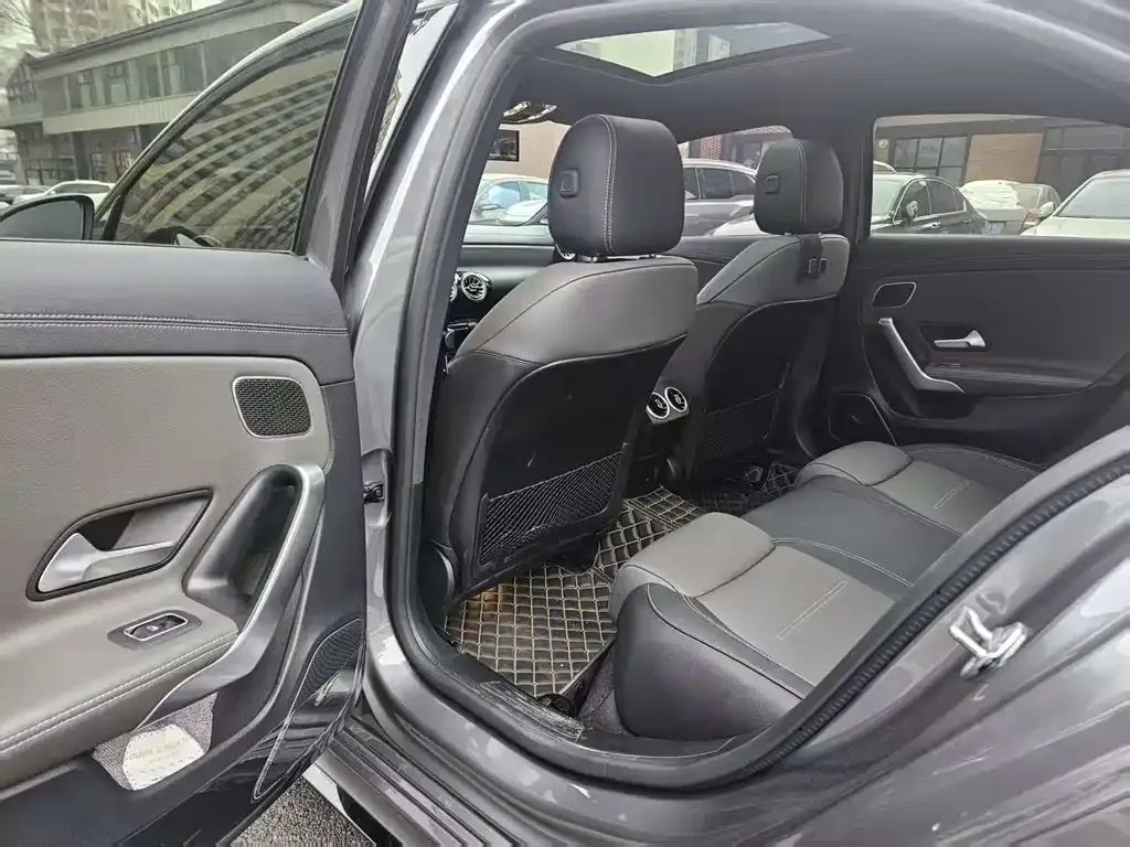 Mercedes-Benz A-Class AMG — фото 4
