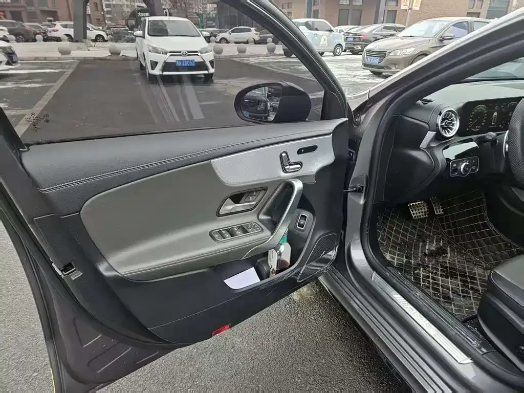Mercedes-Benz A-Class AMG — фото 5