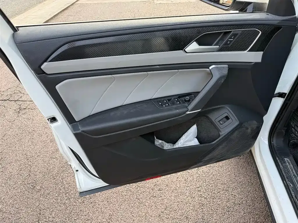 Volkswagen Tayron 2022 из CN, фото 5