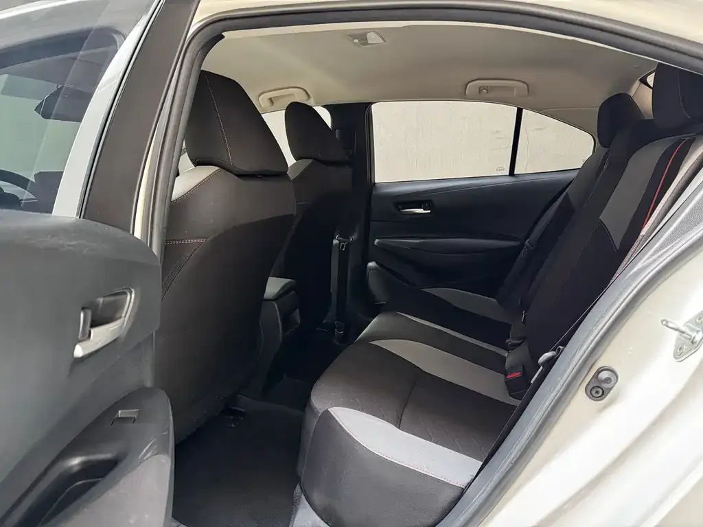 Toyota Corolla 2022 из CN, фото 4