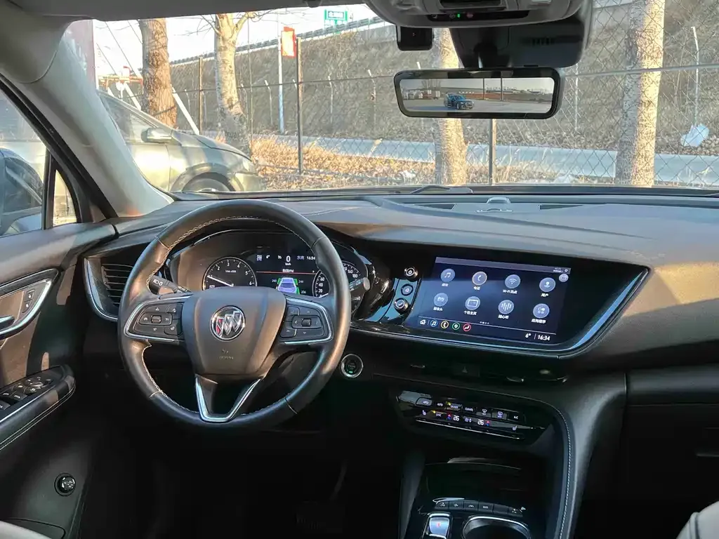 Buick Envision Plus — фото 8