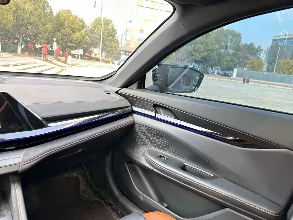 Changan UNI-V 2025 из CN, фото 5