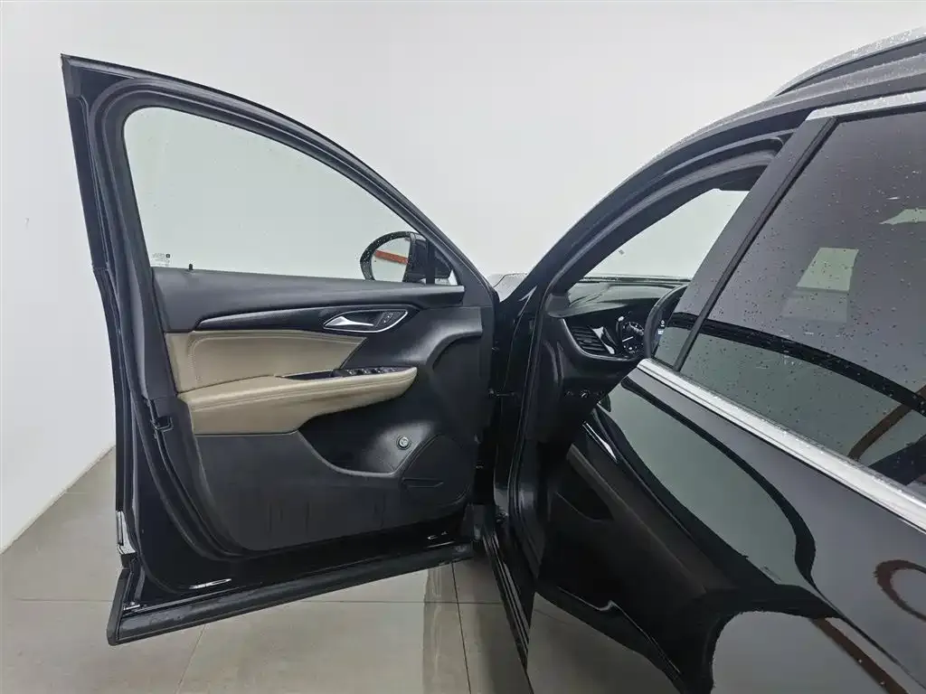 Buick Envision Plus — фото 9