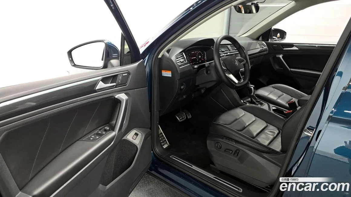 Volkswagen Tiguan 2022 из KR, фото 3