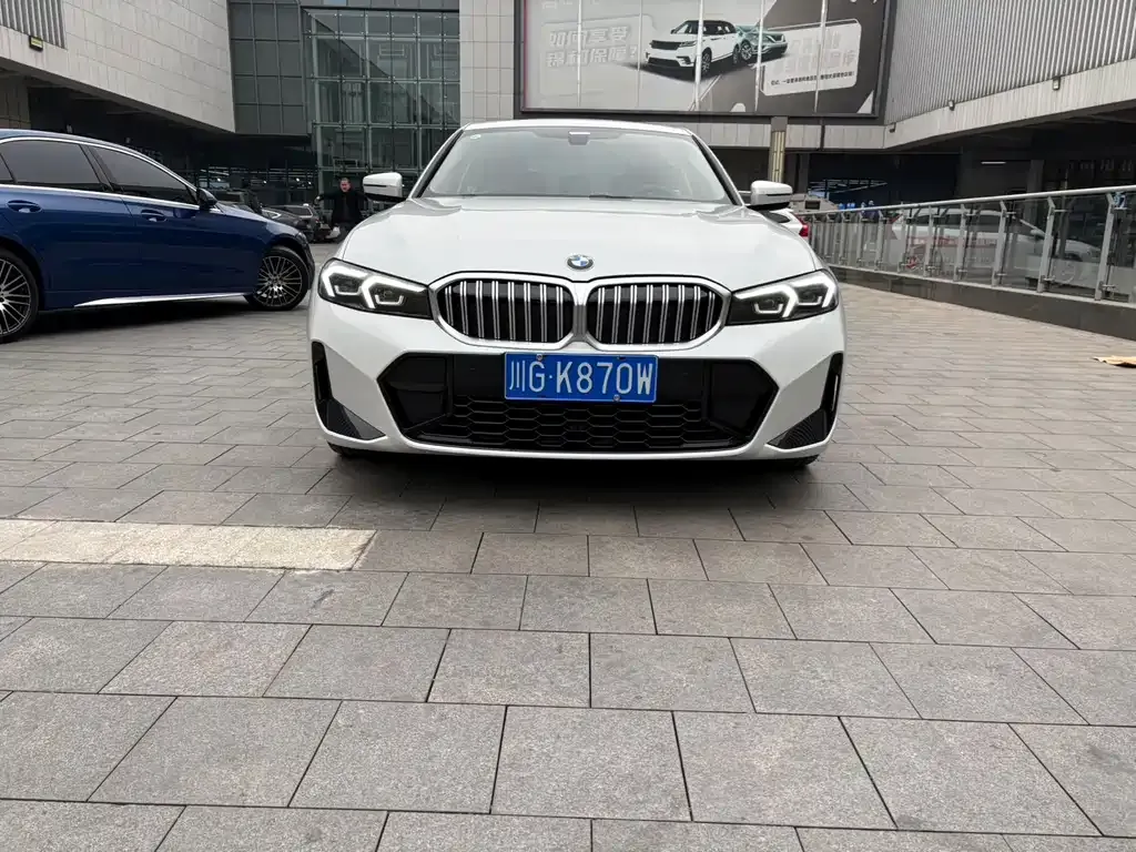 BMW 3 Series 2023 из CN, фото 8