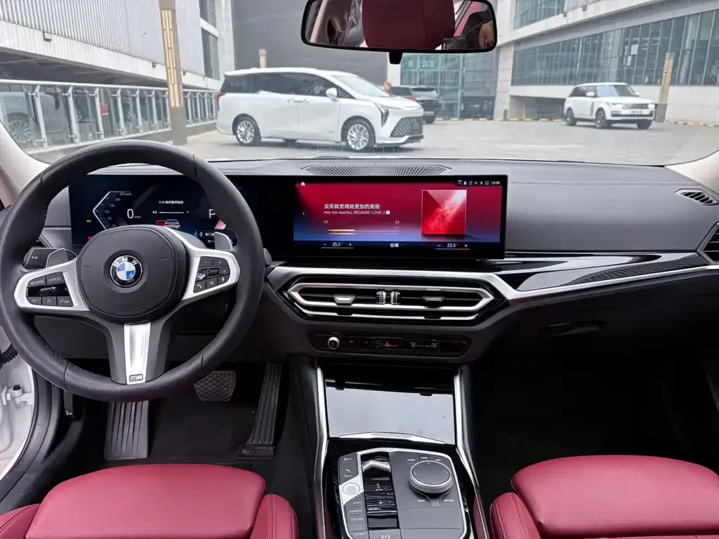 BMW 3 Series 2023 из CN, фото 3