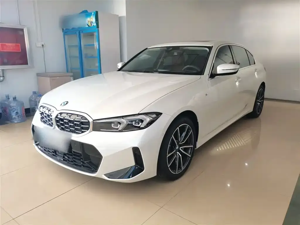 BMW 3 Series 2025 из CN, фото 1