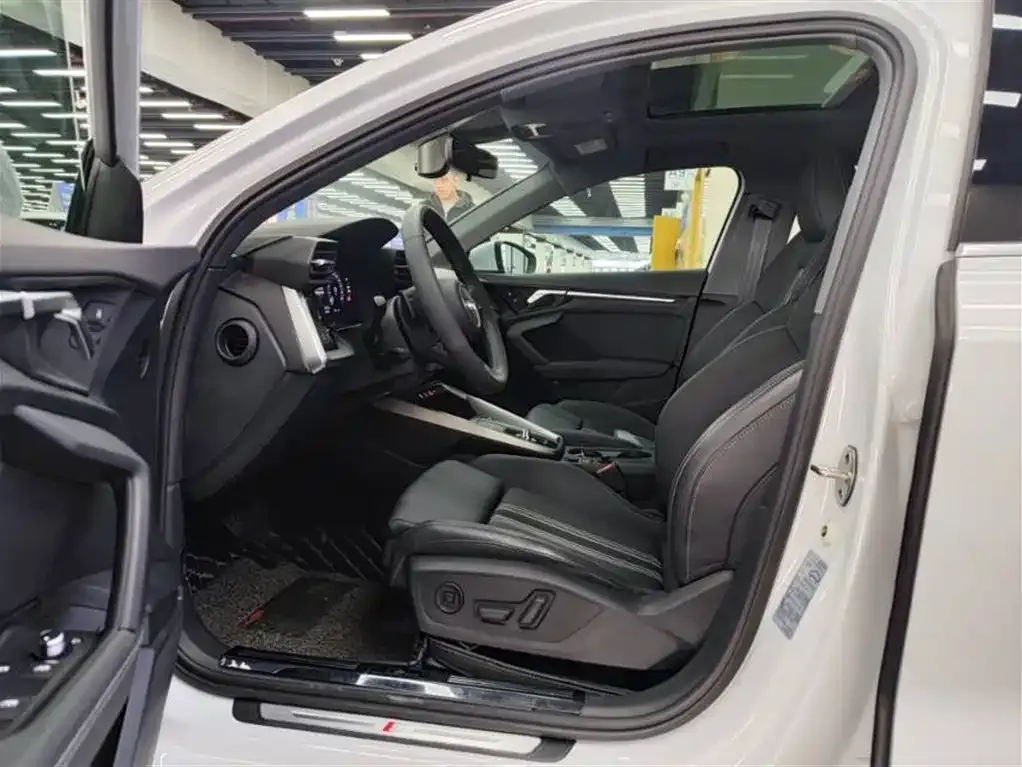Audi A3 2022 из CN, фото 8