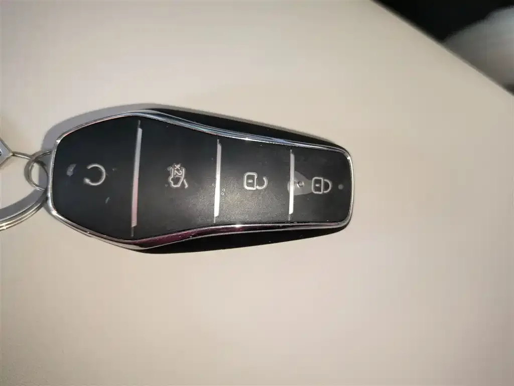 BYD Seal 05 DM-i — фото 2