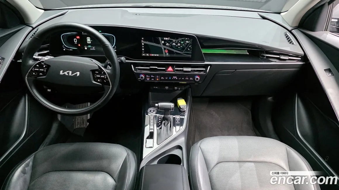 Kia Niro — фото 9