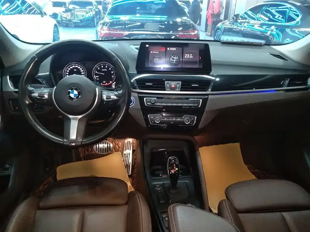 BMW X1 2021 из CN, фото 7