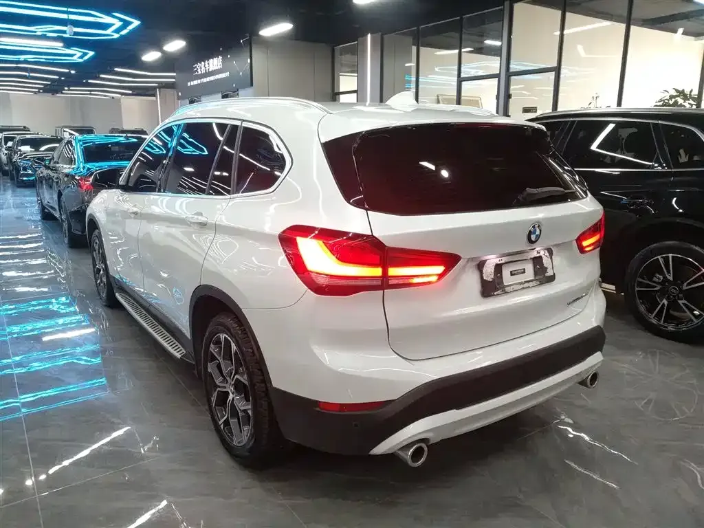 BMW X1 2021 из CN, фото 6
