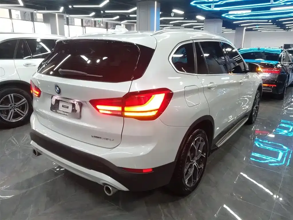 BMW X1 2021 из CN, фото 4