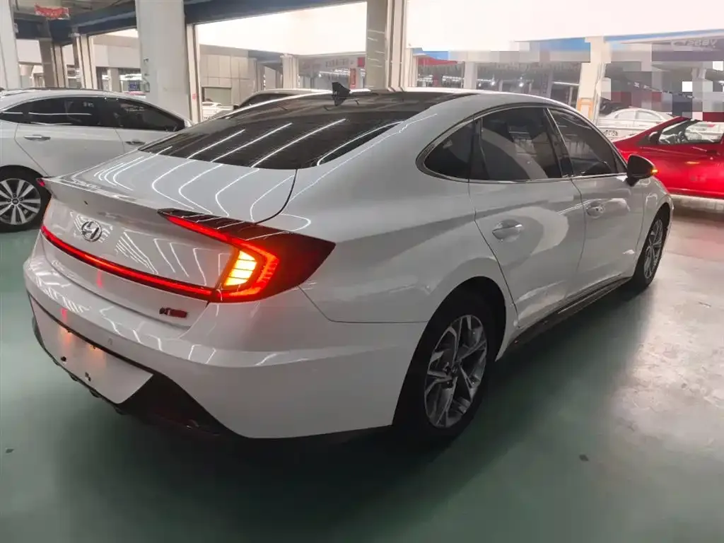 Hyundai Sonata 2021 из CN, фото 10