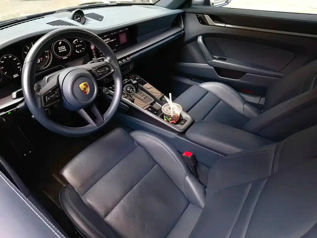 Porsche 911 2023 из CN, фото 4