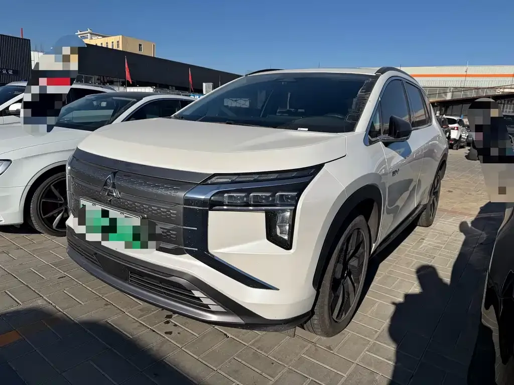 Mitsubishi AIRTREK