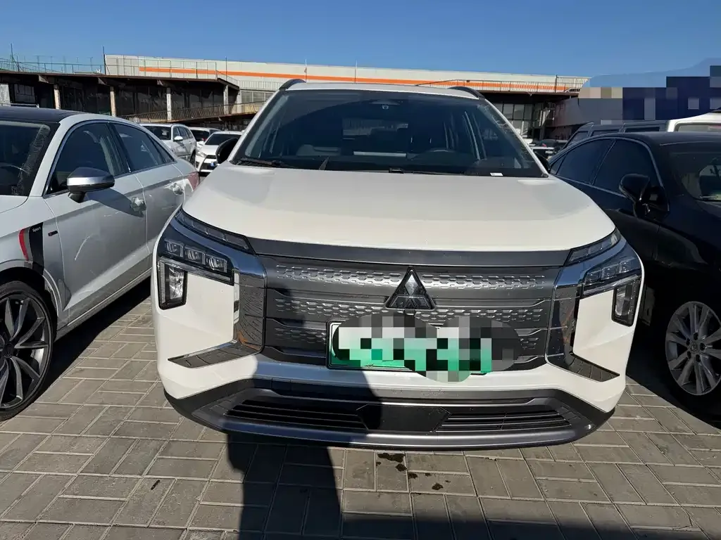 Mitsubishi AIRTREK 2023 из CN, фото 4