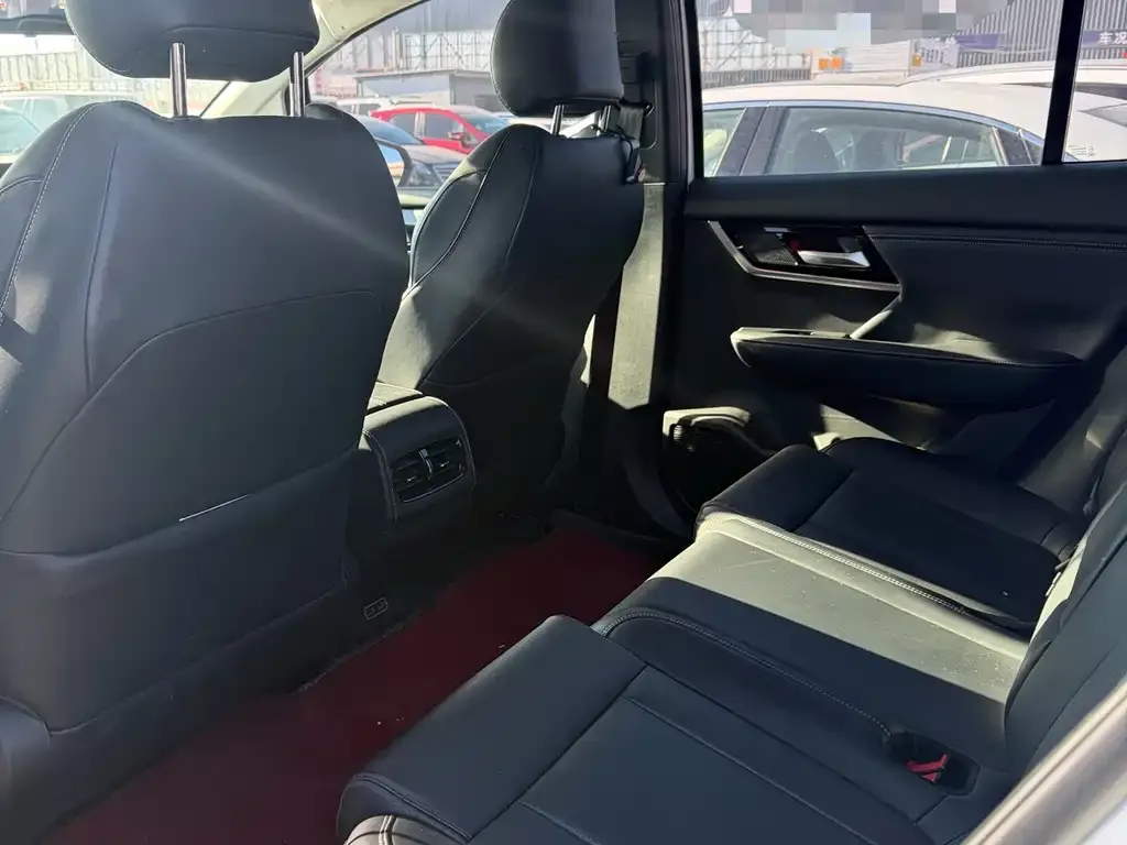 Mitsubishi AIRTREK 2023 из CN, фото 8