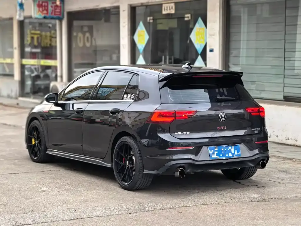 Volkswagen Golf GTI 2023 из CN, фото 8