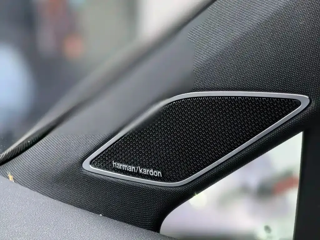 Volkswagen Golf GTI 2023 из CN, фото 10