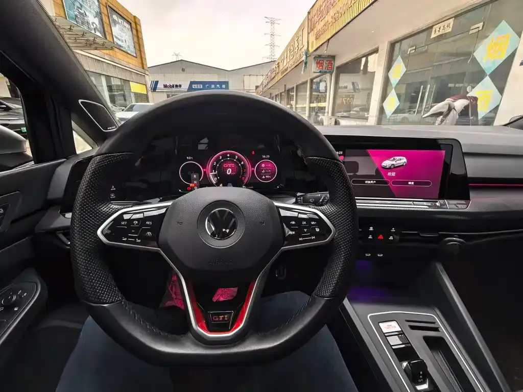 Volkswagen Golf GTI 2023 из CN, фото 4