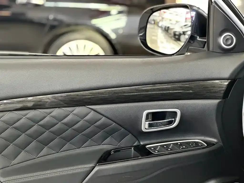 Mitsubishi Outlander 2021 из CN, фото 8